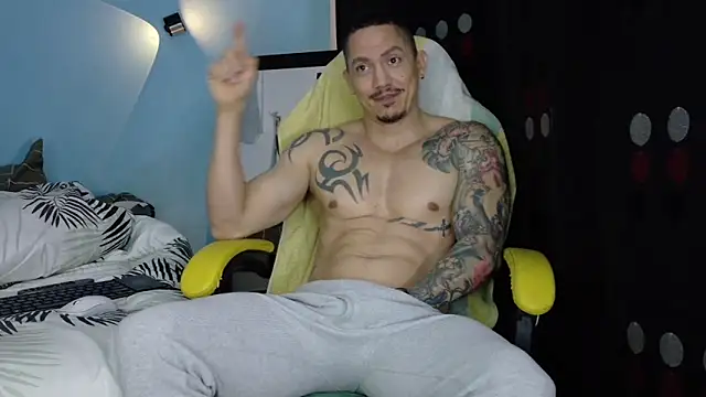 Alex motta online show from April 21, 2026, 5:36 am