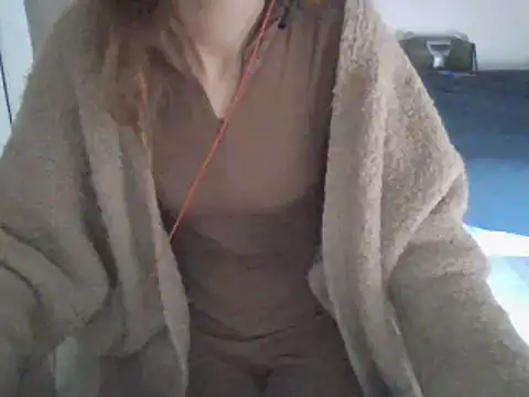 Snapshot of MisstressNoir chatting on December 11, 2024, 8:36 am MisstressNoir online show from December 11, 2024, 8:36 am