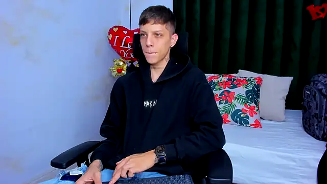 Adam hard  online show from February 12, 2025, 8:07 pm