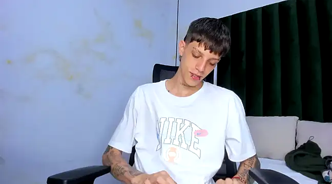 Adam hard  online show from December 3, 2024, 8:55 pm