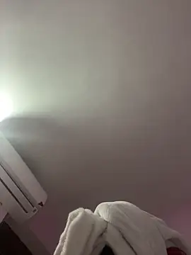 Snapshot of Gerallima_1 chatting on October 24, 2025, 1:48 am Gerallima 1 online show from October 24, 2025, 1:48 am