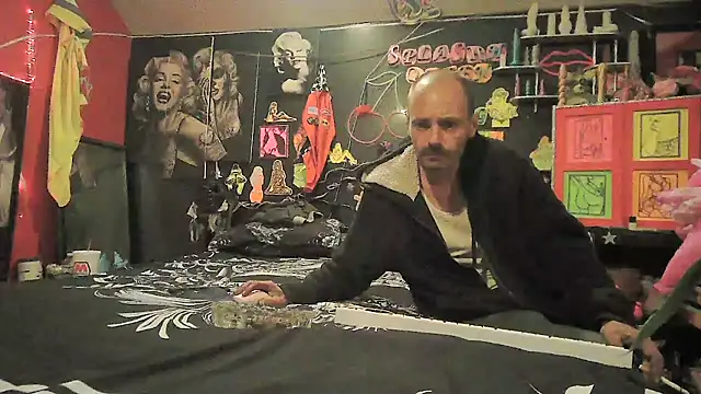 kjs daddy123 online show from May 11, 2026, 4:58 am