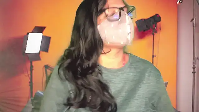 mamoni91 online show from October 13, 2025, 2:57 am