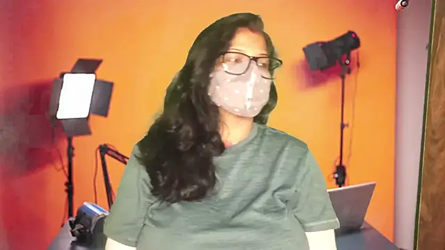 mamoni91 online show from October 3, 2025, 2:59 am