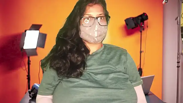 mamoni91 online show from October 26, 2025, 3:18 am