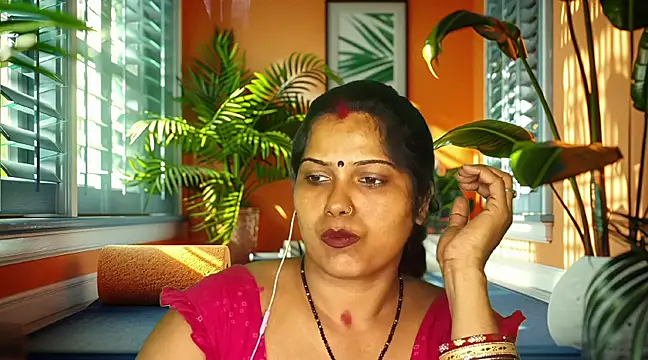 mamoni91 online show from March 23, 2025, 3:32 am