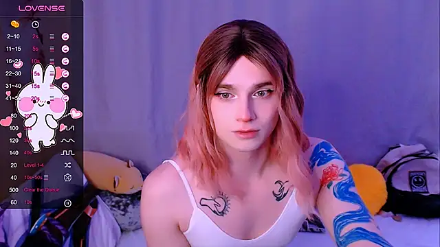 Snapshot of Alice_Hells chatting on February 23, 2026, 6:47 am Alice Hells online show from February 23, 2026, 6:47 am