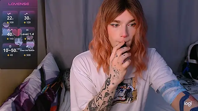 Snapshot of Alice_Hells chatting on January 20, 2025, 3:04 am Alice Hells online show from January 20, 2025, 3:04 am