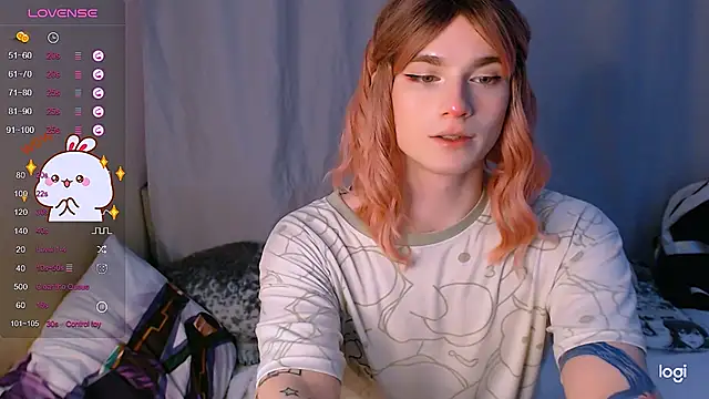 Snapshot of Alice_Hells chatting on February 1, 2025, 7:15 am Alice Hells online show from February 1, 2025, 7:15 am