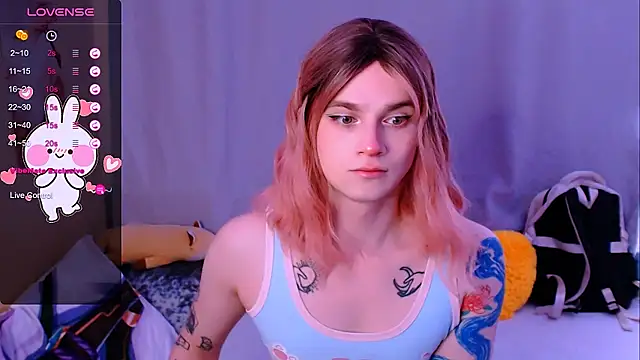 Snapshot of Alice_Hells chatting on March 1, 2026, 6:46 am Alice Hells online show from March 1, 2026, 6:46 am