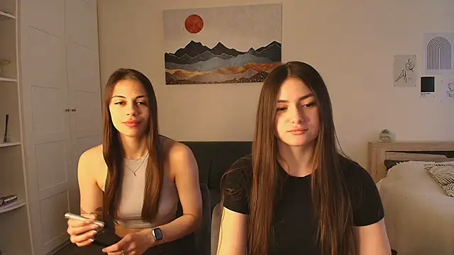 ShySonya online show from April 14, 2026, 7:24 am