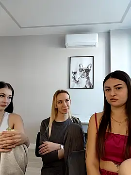 ShySonya online show from November 8, 2025, 11:25 am