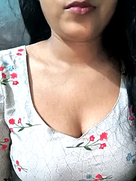 NEETU-89 online show from October 17, 2025, 2:04 am