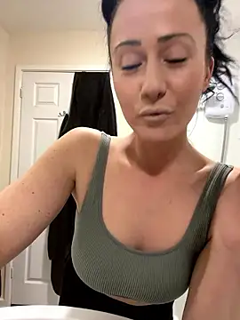 SweetSolez online show from January 14, 2026, 10:02 pm