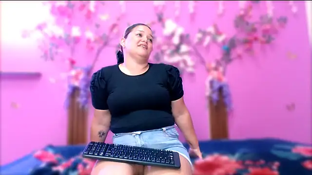 analdeepalejandra18 online show from February 7, 2026, 7:11 pm