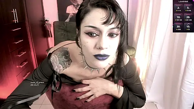 Snapshot of Taste_of_Grace chatting on October 8, 2025, 8:53 pm Taste of Grace online show from October 8, 2025, 8:53 pm