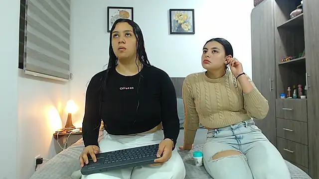 Scarlett Jazmin online show from February 10, 2026, 7:51 am
