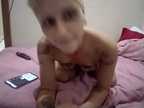 Luci foxx online show from February 3, 2026, 6:40 am