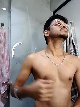 skinnyyyyyyyyy online show from October 18, 2025, 4:47 am