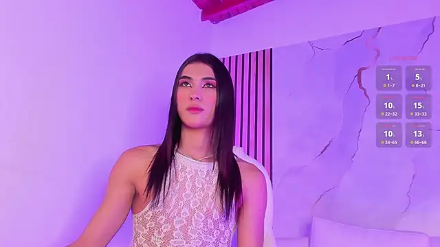 MiaCavallii  online show from October 25, 2025, 3:38 am