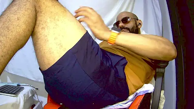 bruce bigg online show from December 13, 2025, 10:16 pm