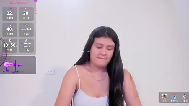 Elalove  online show from February 24, 2026, 7:09 am