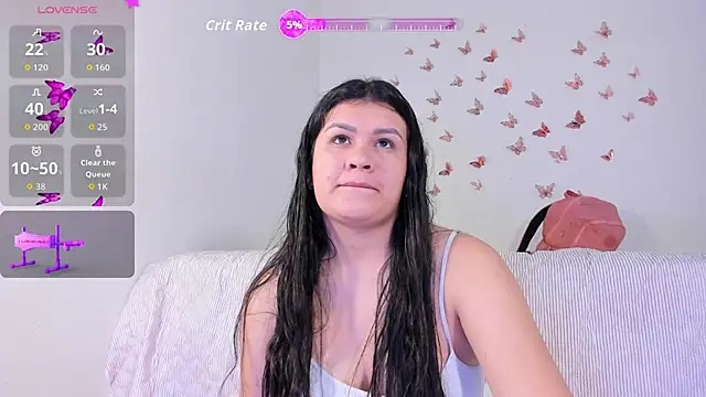 Elalove  online show from April 23, 2026, 7:26 am