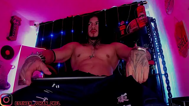 the beast master  online show from December 15, 2025, 8:03 pm