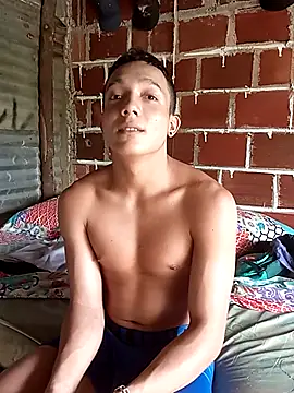 Snapshot of tayson_ chatting on February 8, 2025, 7:59 pm tayson online show from February 8, 2025, 7:59 pm