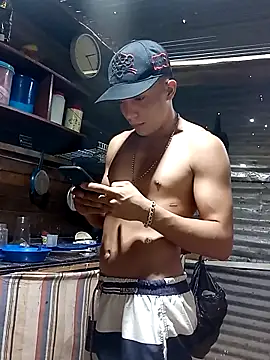 Snapshot of tayson_ chatting on February 12, 2025, 4:55 pm tayson online show from February 12, 2025, 4:55 pm