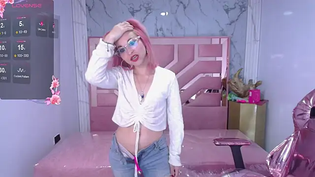 abril ch  online show from March 13, 2026, 12:32 pm