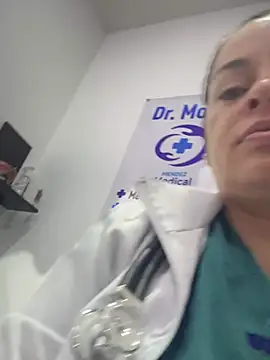 NATHALIA-28  online show from March 26, 2026, 12:03 pm