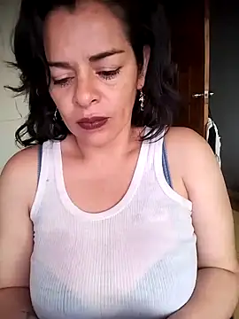 NATHALIA-28  online show from February 17, 2025, 9:54 pm