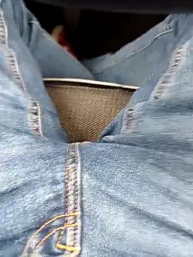 ManuRod1981 online show from February 6, 2026, 1:51 pm