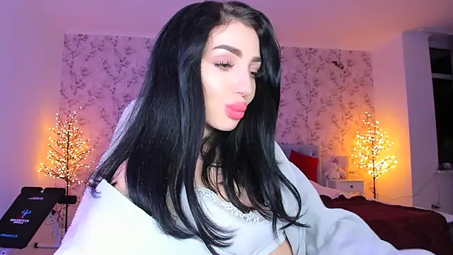 Snapshot of NancyLovee_ chatting on January 12, 2026, 8:36 pm NancyLovee online show from January 12, 2026, 8:36 pm