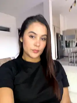 LexyRobert online show from September 24, 2025, 10:05 pm