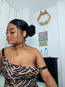 Snapshot of gianna_smith chatting on February 27, 2026, 6:35 am gianna smith online show from February 27, 2026, 6:35 am