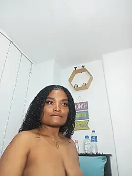 gianna smith online show from March 13, 2026, 2:05 am