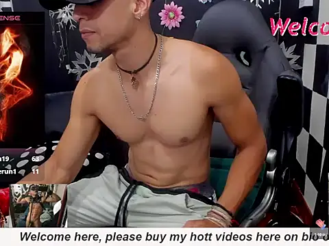 MikeRose94 online show from November 1, 2025, 5:40 pm