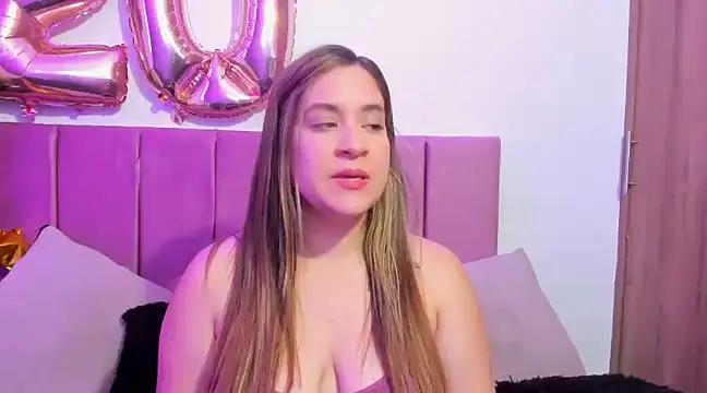 EmmyGray online show from December 18, 2024, 7:15 am