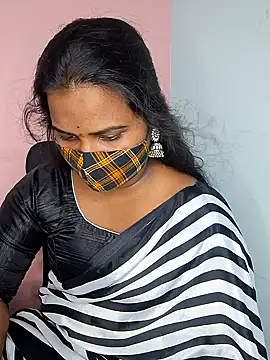 Snapshot of anitha906 chatting on October 25, 2025, 4:40 pm anitha906 online show from October 25, 2025, 4:40 pm