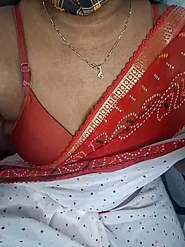 Snapshot of anitha906 chatting on November 19, 2025, 5:02 pm anitha906 online show from November 19, 2025, 5:02 pm