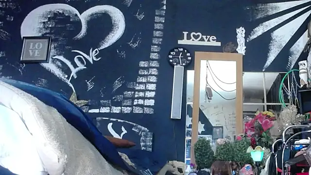 Katrin miss online show from December 8, 2024, 10:30 am