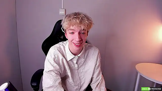 TrevorBenson online show from January 6, 2026, 4:16 am