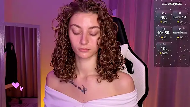 lady curls online show from January 17, 2025, 11:51 pm