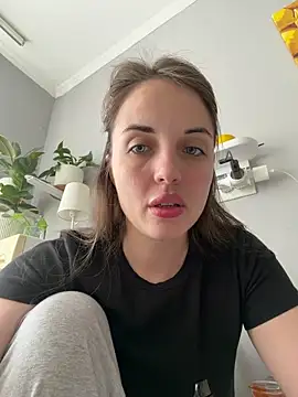 AmiLavs online show from April 9, 2026, 10:32 am