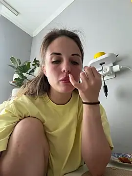 AmiLavs online show from March 30, 2026, 9:55 am