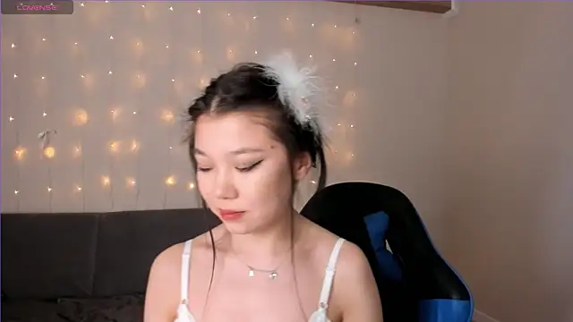 hoshina sayeri online show from January 28, 2025, 8:58 pm