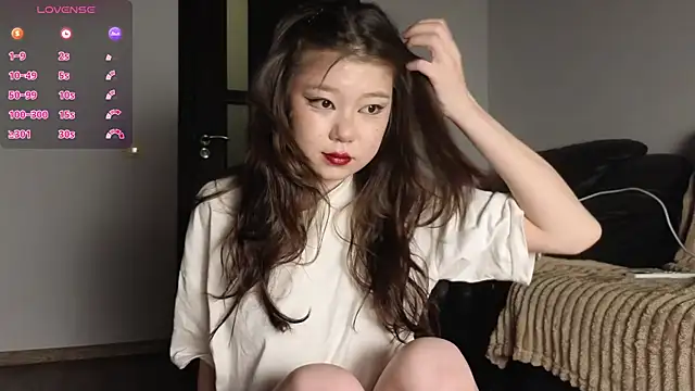 hoshina sayeri online show from April 18, 2026, 8:31 pm