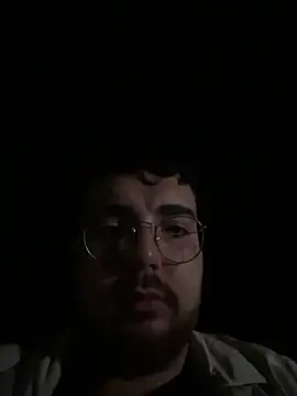 Snapshot of MrAndMrsSavage chatting on February 2, 2026, 9:14 pm MrAndMrsSavage online show from February 2, 2026, 9:14 pm